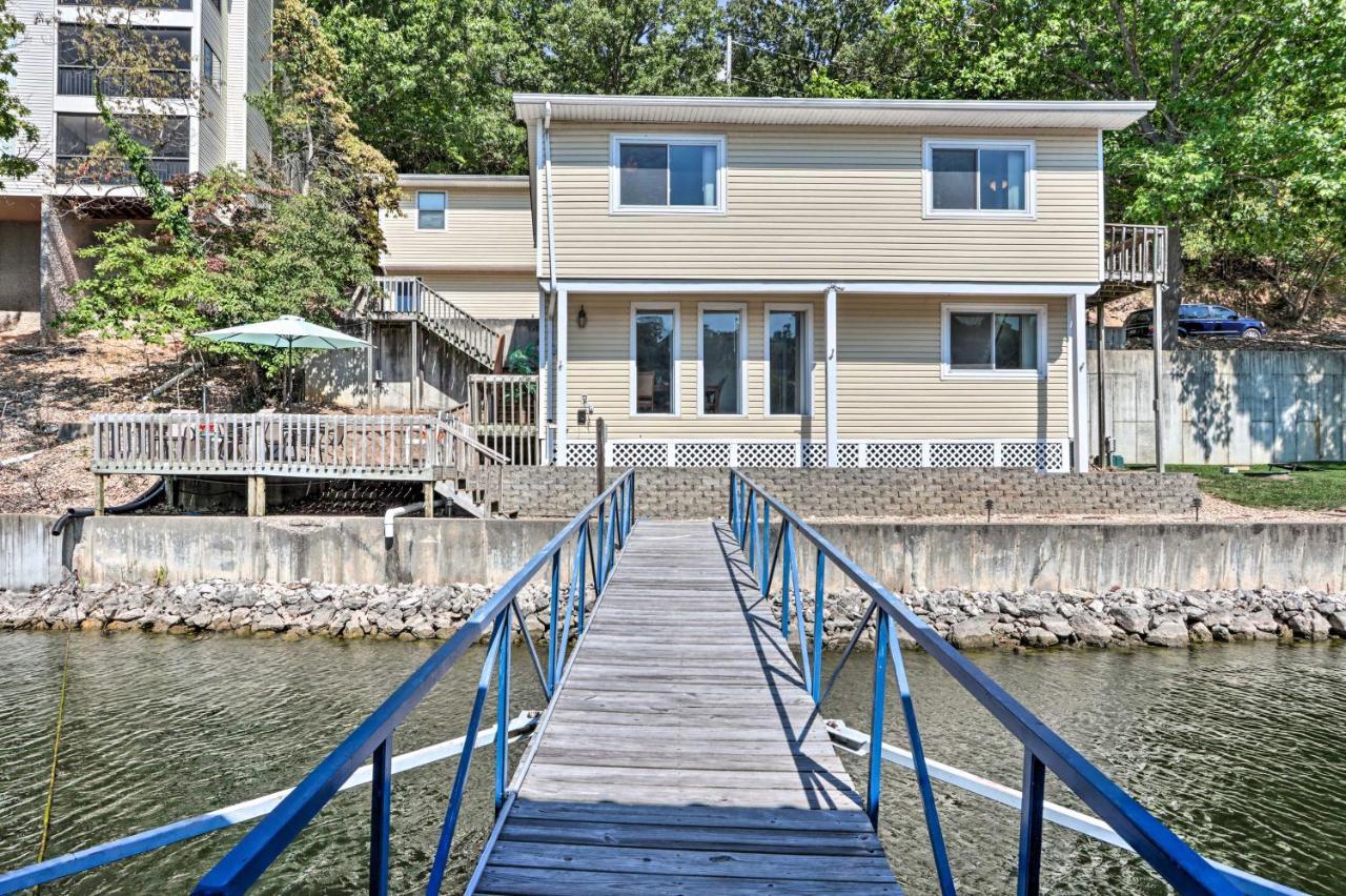 Villa On-The-Water Retreat With Dock Pet Friendly! Lake Ozark Exterior foto