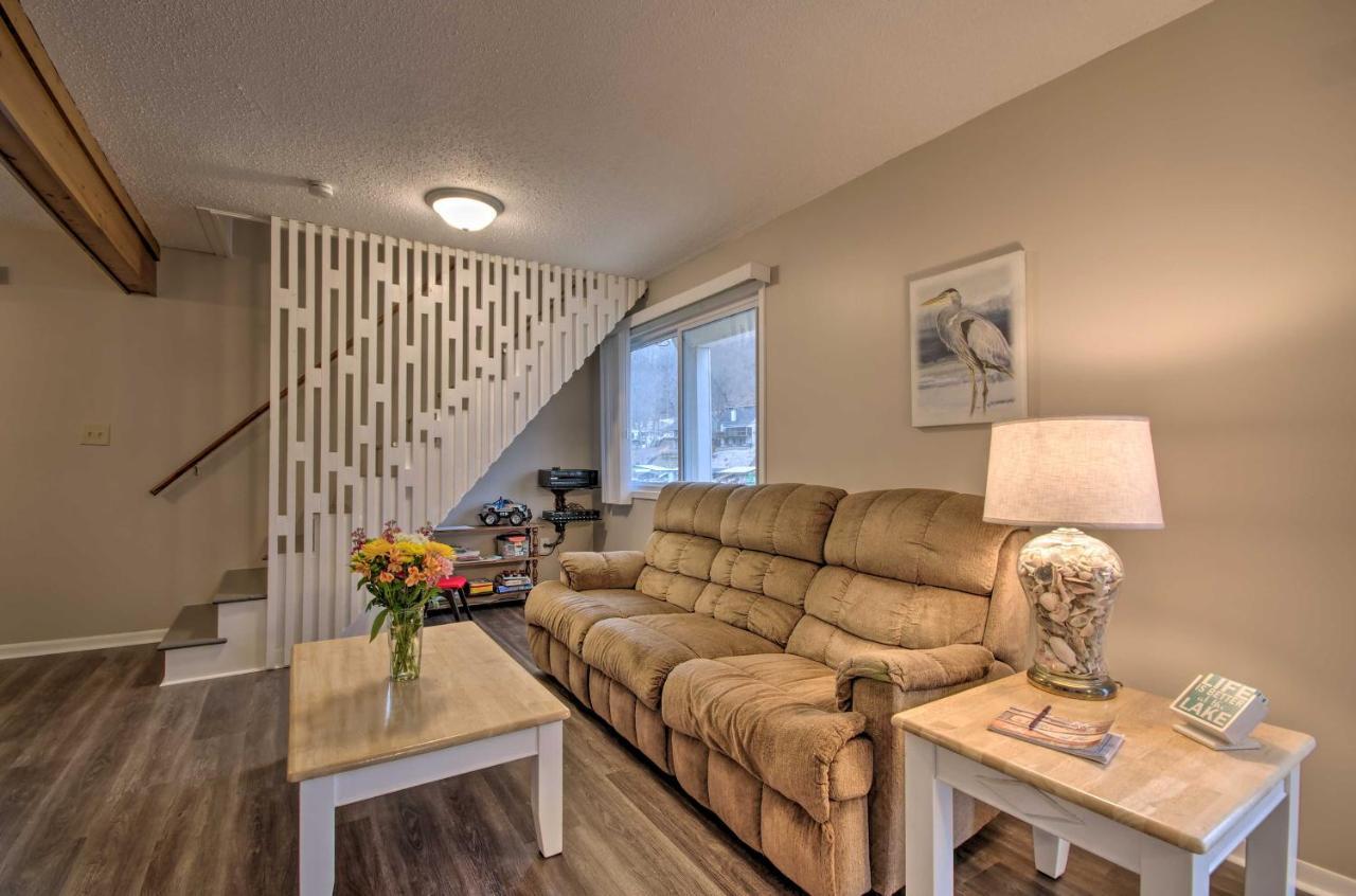 Villa On-The-Water Retreat With Dock Pet Friendly! Lake Ozark Exterior foto