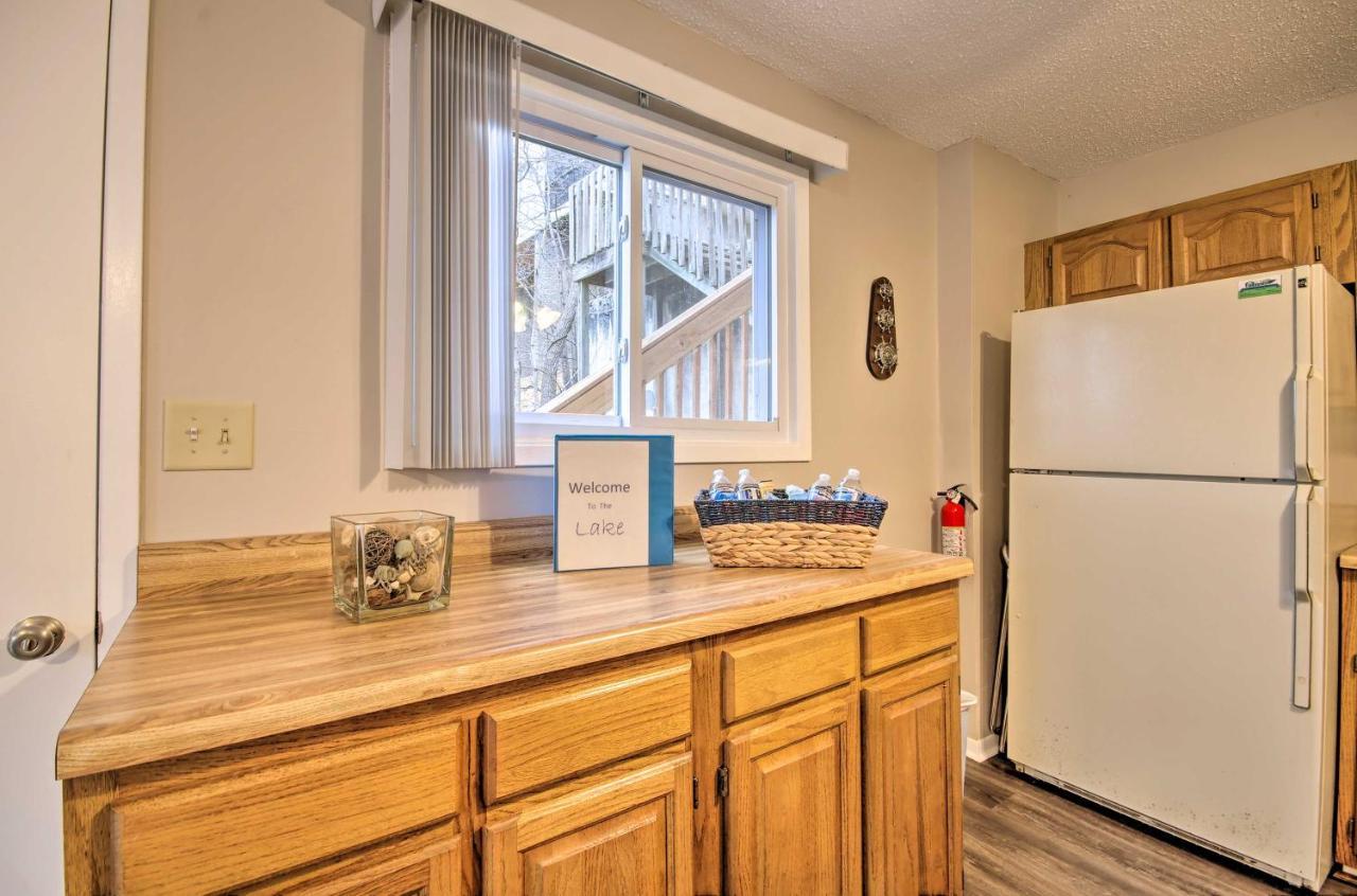 Villa On-The-Water Retreat With Dock Pet Friendly! Lake Ozark Exterior foto